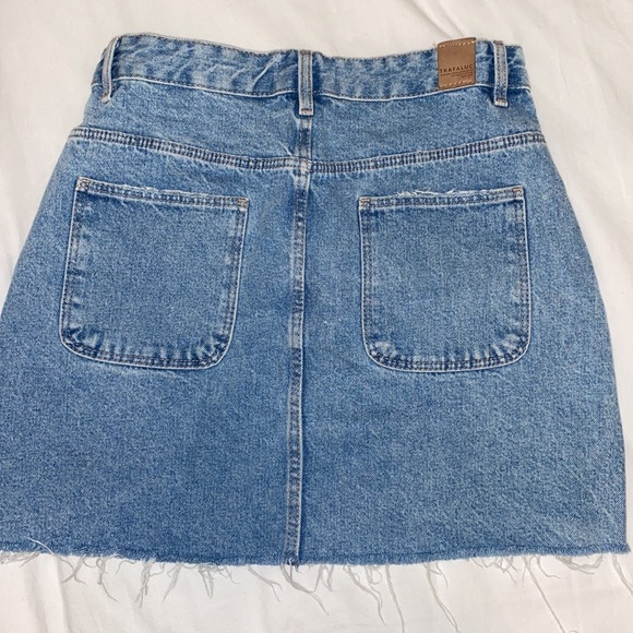 High waisted zara Denim Skirt - Picture 2 of 2